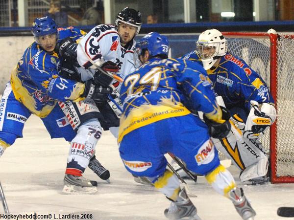 Villard-de-Lans 0 - 4 Angers 