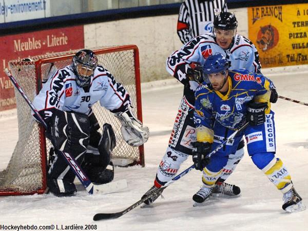 Villard-de-Lans 0 - 4 Angers 