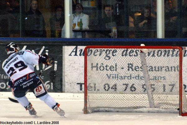 Villard-de-Lans 0 - 4 Angers 