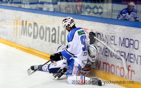 Grenoble  4 - 0 Gap 