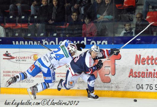 Grenoble  4 - 0 Gap 