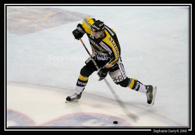 Rouen 9 - 3 Chamonix 