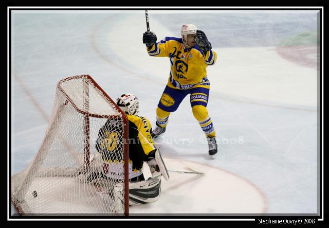 Rouen 9 - 3 Chamonix 