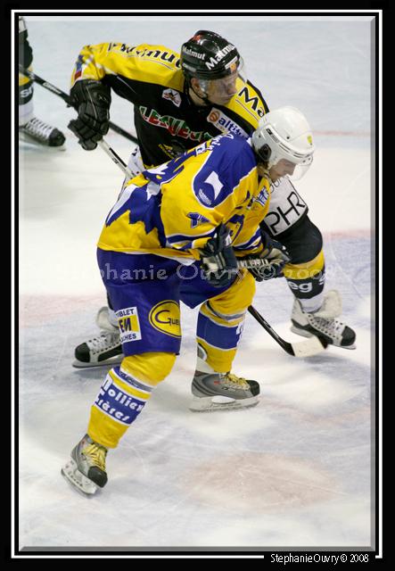 Rouen 9 - 3 Chamonix 