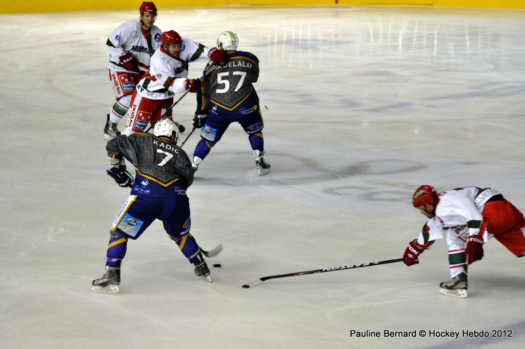 Reims 5 - 1 Anglet
