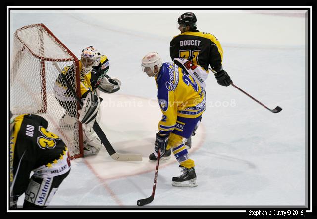 Rouen 9 - 3 Chamonix 