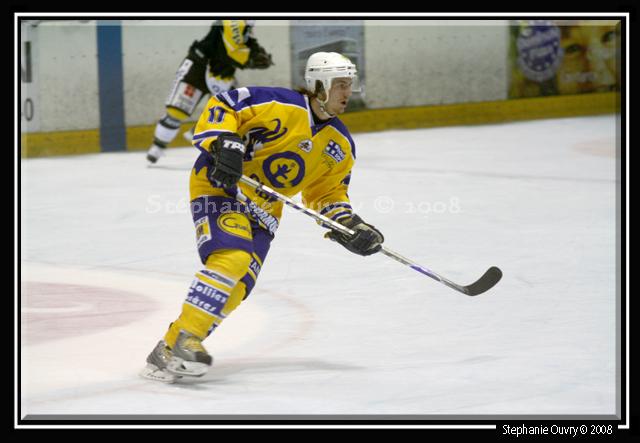 Rouen 9 - 3 Chamonix 