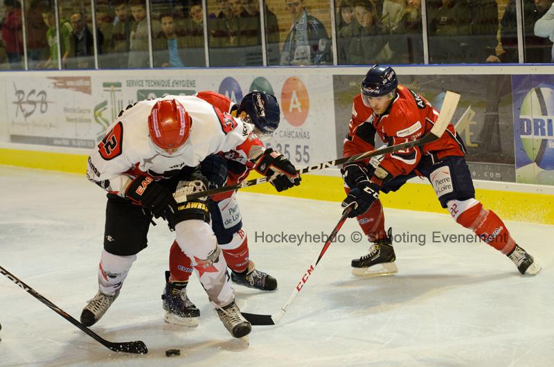 Angers  4 - 1 Neuilly/Marne