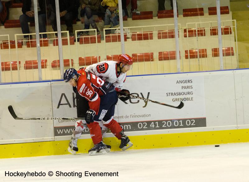 Angers  4 - 1 Neuilly/Marne