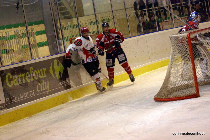 Angers  4 - 1 Neuilly/Marne