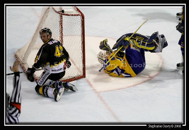 Rouen 9 - 3 Chamonix 