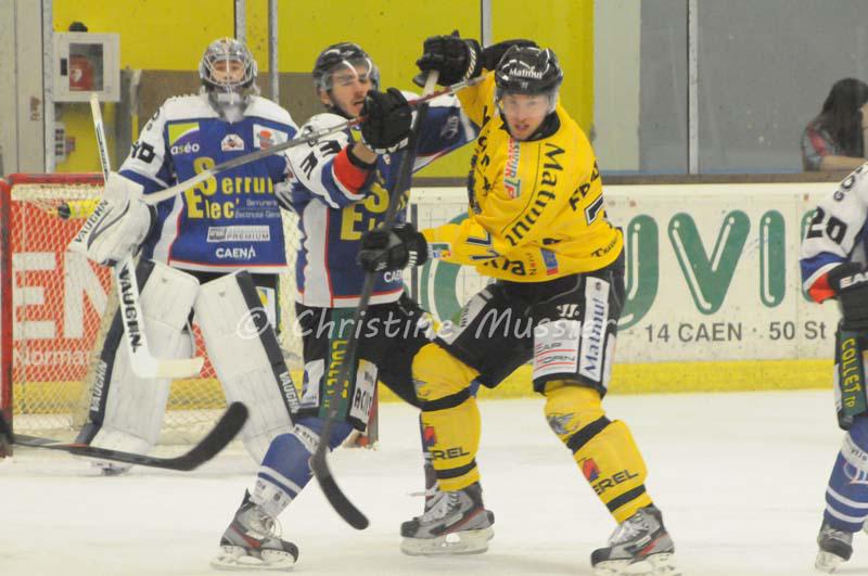 Caen  2 - 5 Rouen