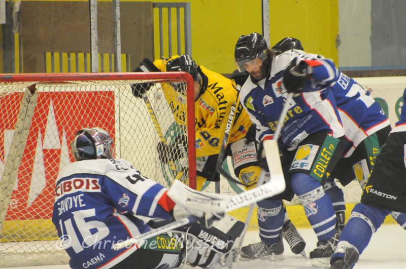 Caen  2 - 5 Rouen