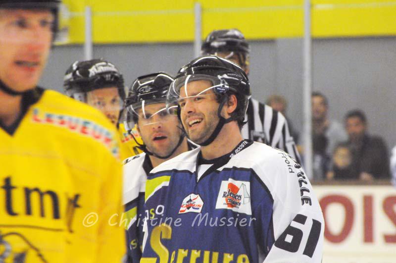 Caen  2 - 5 Rouen