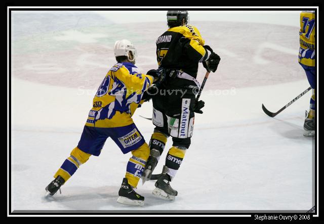 Rouen 9 - 3 Chamonix 