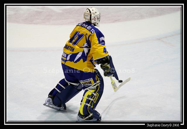 Rouen 9 - 3 Chamonix 