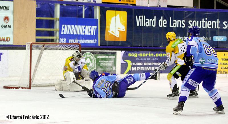 Villard-de-Lans 3 - 4 Strasbourg 