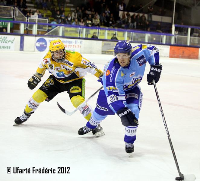 Villard-de-Lans 3 - 4 Strasbourg 