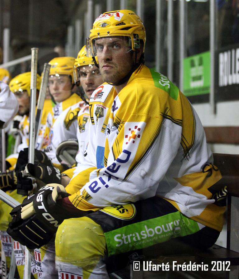 Villard-de-Lans 3 - 4 Strasbourg 