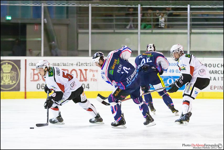 Epinal  2 - 6 Briançon 