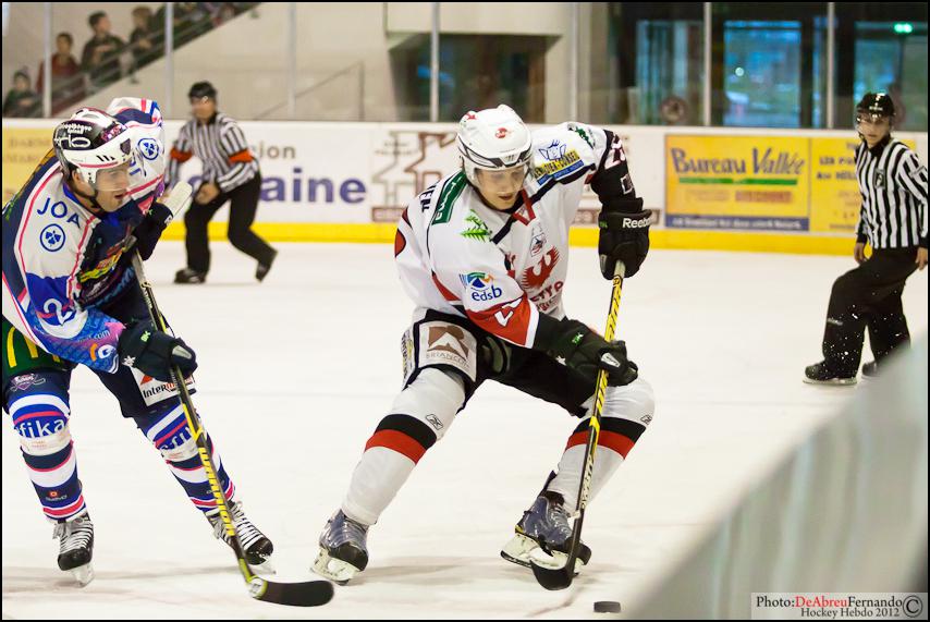 Epinal  2 - 6 Briançon 