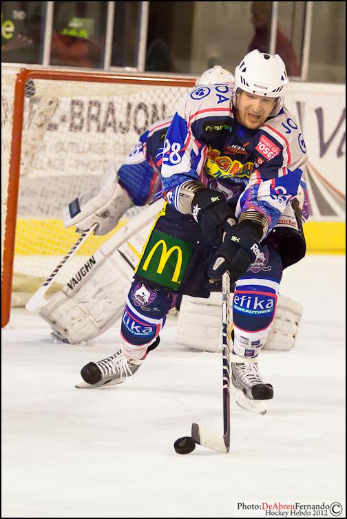 Epinal  2 - 6 Briançon 