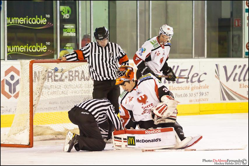 Epinal  2 - 6 Briançon 