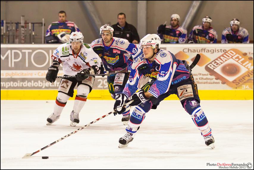 Epinal  2 - 6 Briançon 