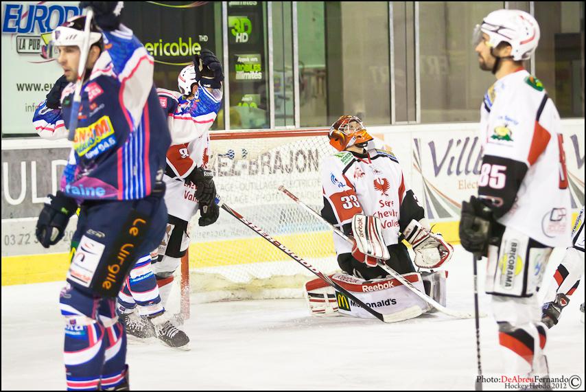 Epinal  2 - 6 Briançon 