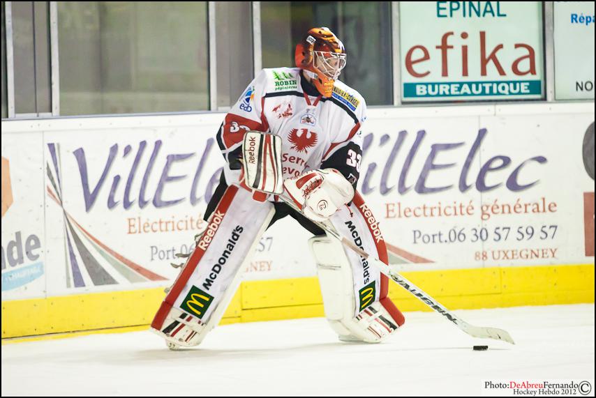 Epinal  2 - 6 Briançon 