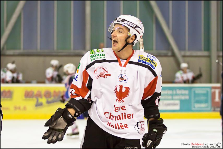 Epinal  2 - 6 Briançon 