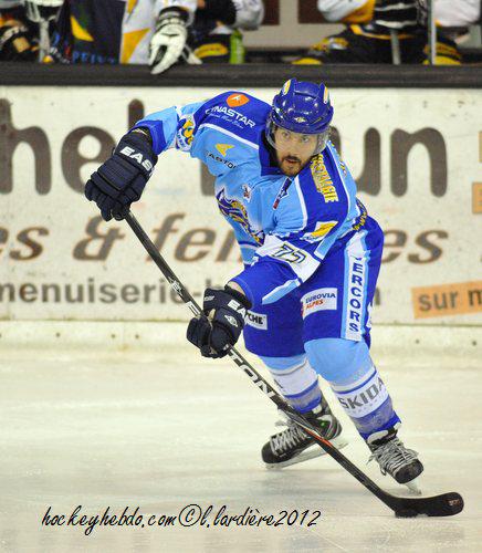 Villard-de-Lans 3 - 4 Strasbourg 