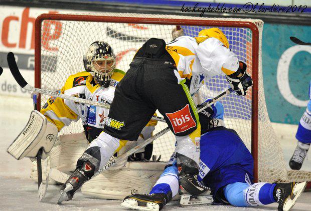 Villard-de-Lans 3 - 4 Strasbourg 