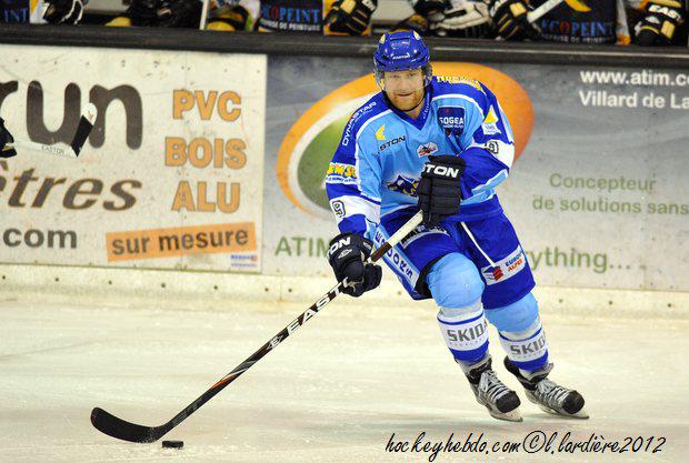 Villard-de-Lans 3 - 4 Strasbourg 