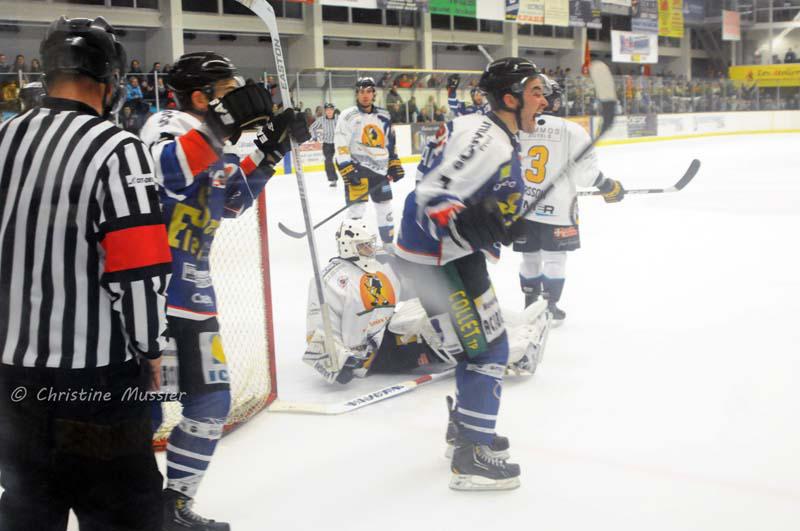Caen  5 - 1 Chamonix 
