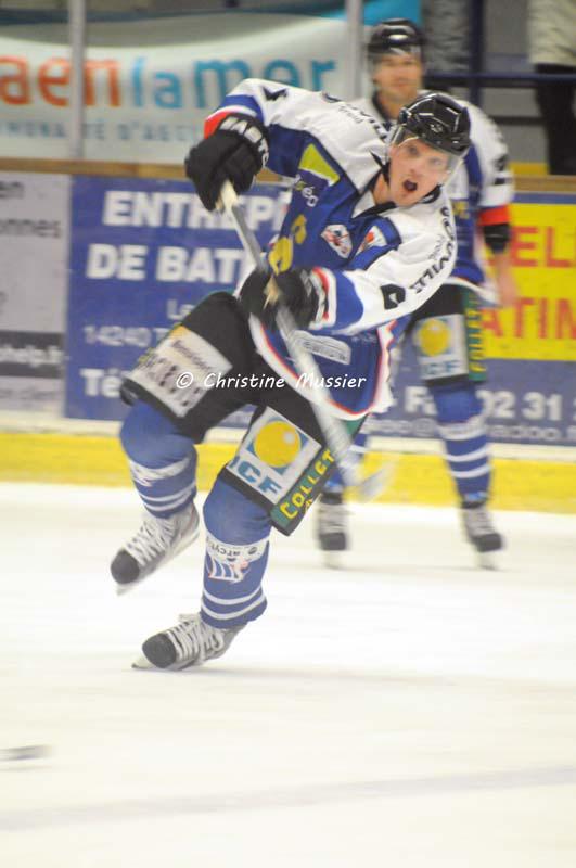 Caen  5 - 1 Chamonix 