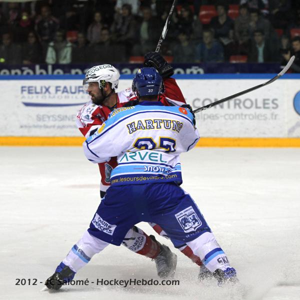 Grenoble  1 - 2 Villard-de-Lans