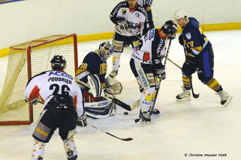 Garges-lès-Gonesse 2 - 13 Caen 