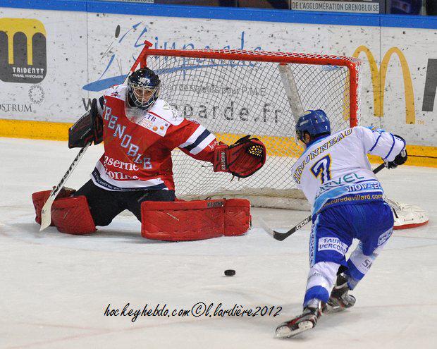 Grenoble  1 - 2 Villard-de-Lans
