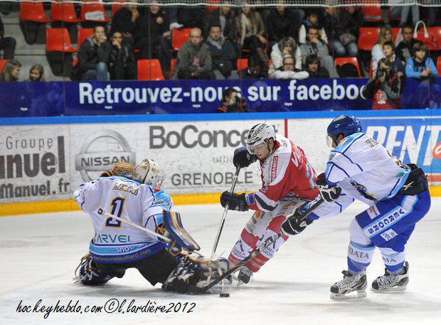 Grenoble  1 - 2 Villard-de-Lans