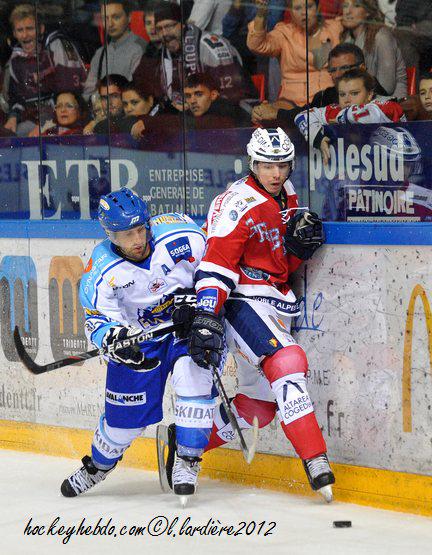 Grenoble  1 - 2 Villard-de-Lans