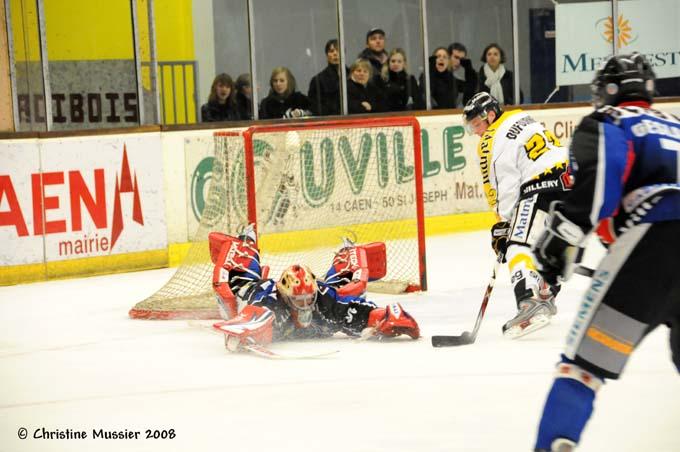 Caen  6 - 7 Rouen