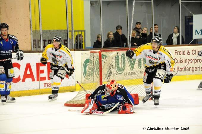 Caen  6 - 7 Rouen