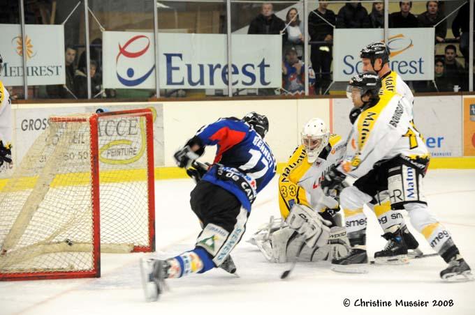 Caen  6 - 7 Rouen