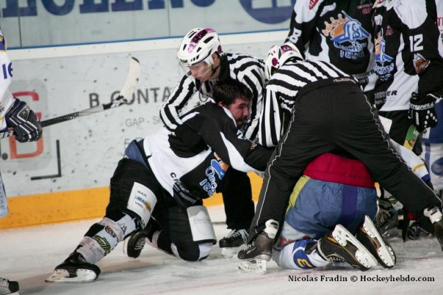 Photo hockey album Orcières - Avignon / D3