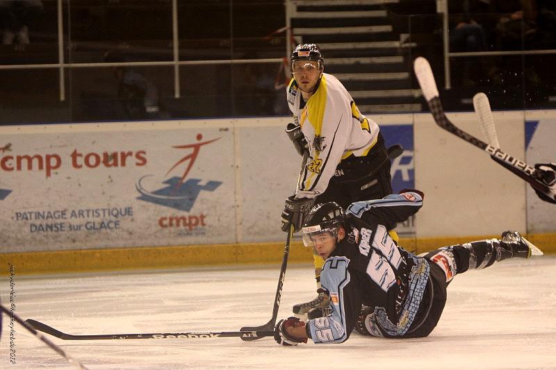 Tours  3 - 2 Rouen II