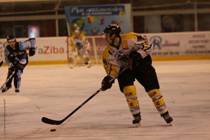 Tours  3 - 2 Rouen II