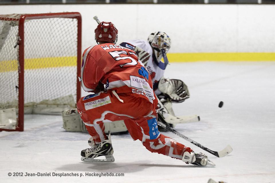 Valence 5 - 1 Evry 