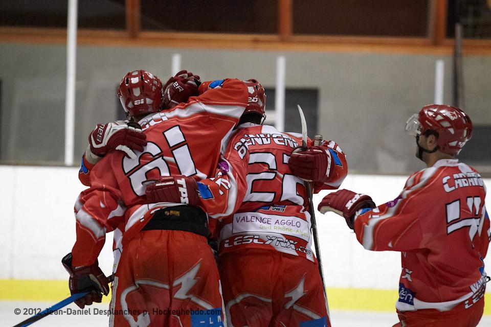 Valence 5 - 1 Evry 
