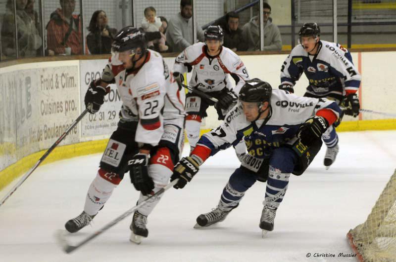 Caen  2 - 6 Angers 